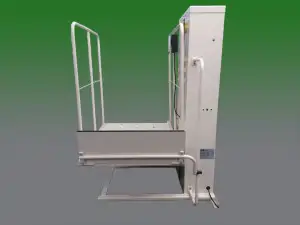 Santa Ana Macs pl50 wheelchair elevator Lift